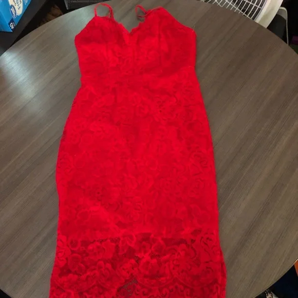 Windsor sexy red dress - Picture 3 of 16